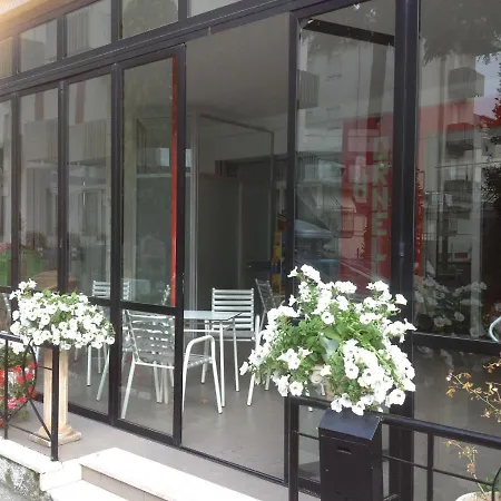 Hotel Ornella 3*